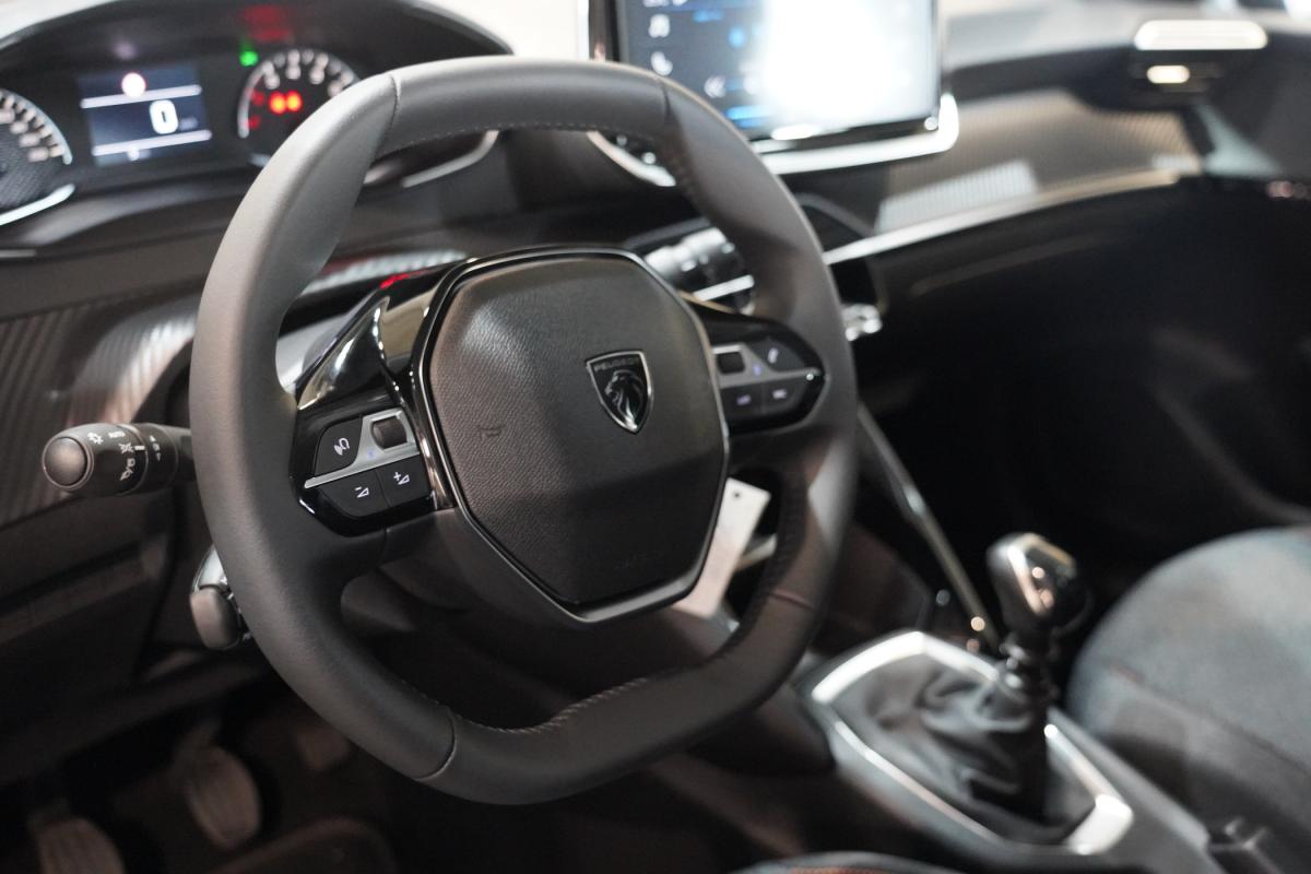 peugeot-208-2025-gasolina-1199cc