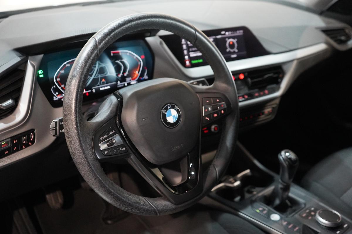 bmw-serie-1-2023-diesel-1496cc