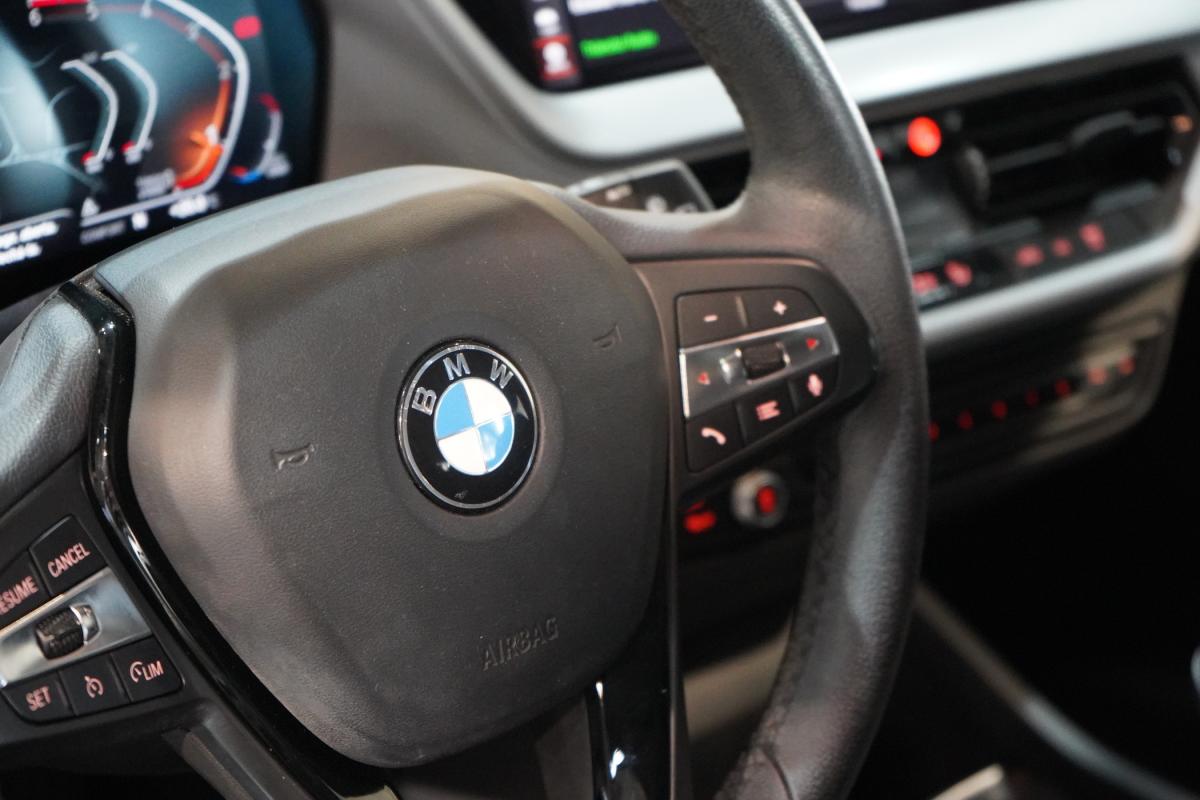 bmw-serie-1-2023-diesel-1496cc