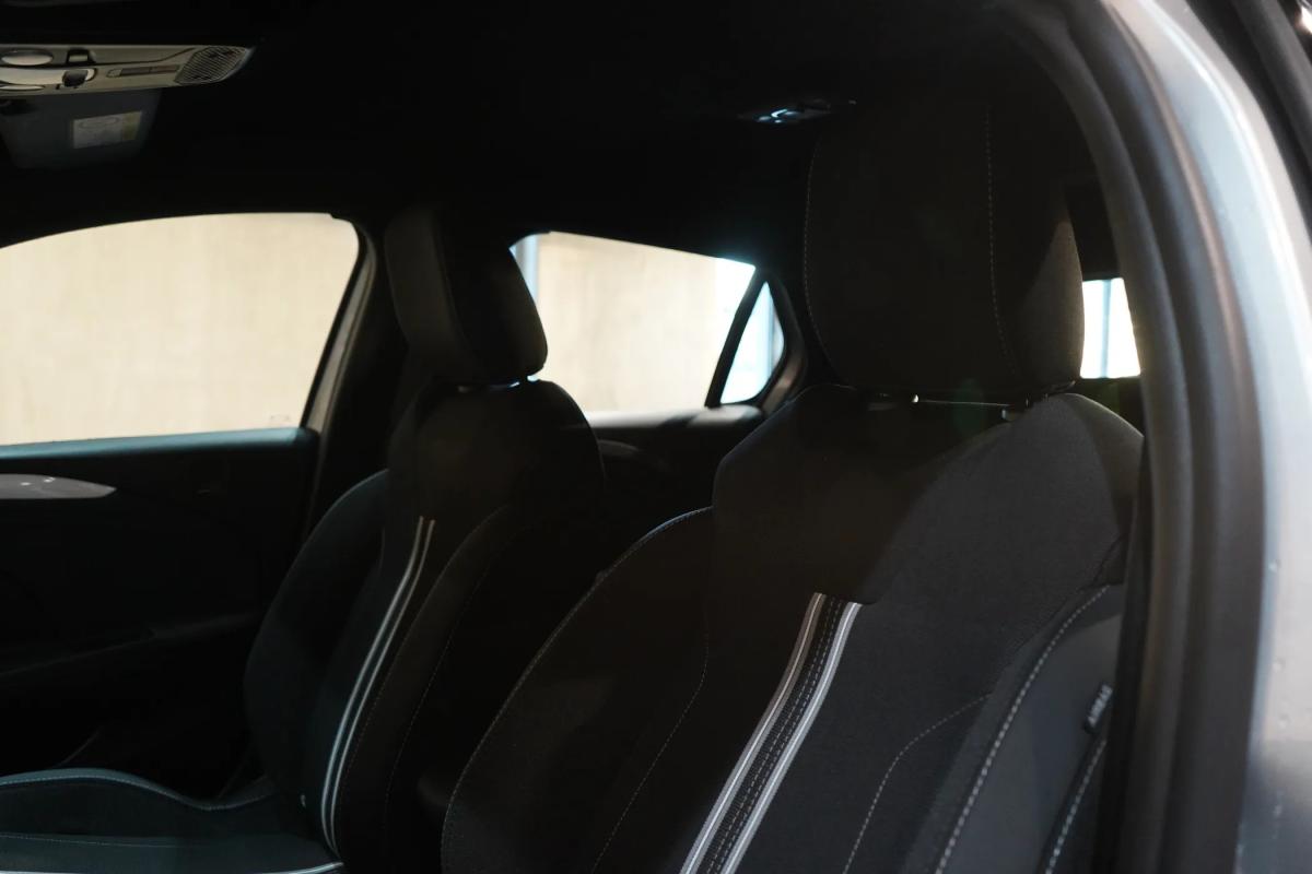 opel-corsa-2025-hibrido-a-gasolina-1199cc