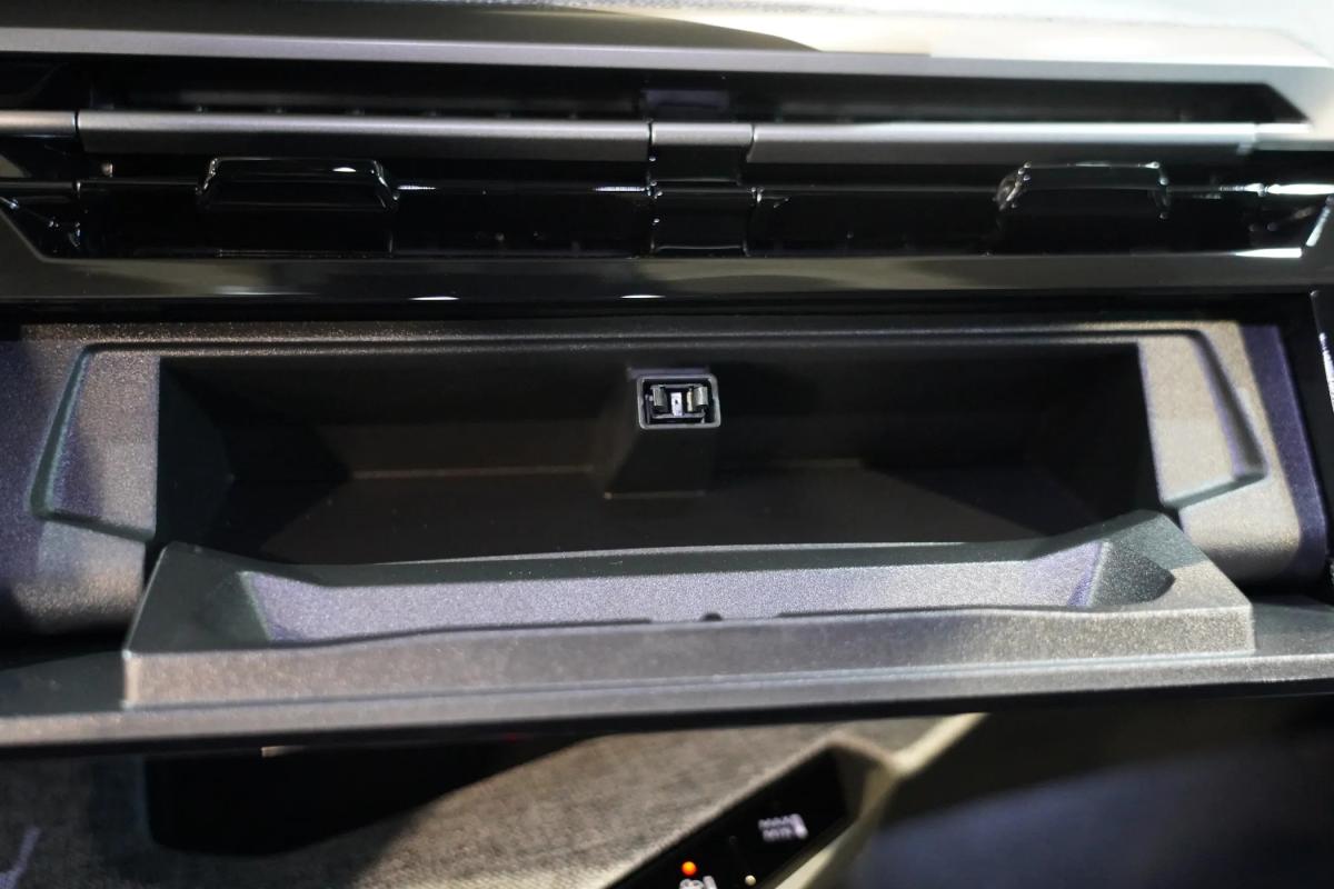 peugeot-3008-2025-hibrido-a-gasolina-1199cc