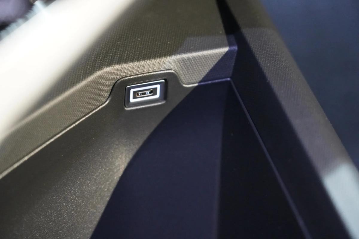 peugeot-3008-2025-hibrido-a-gasolina-1199cc