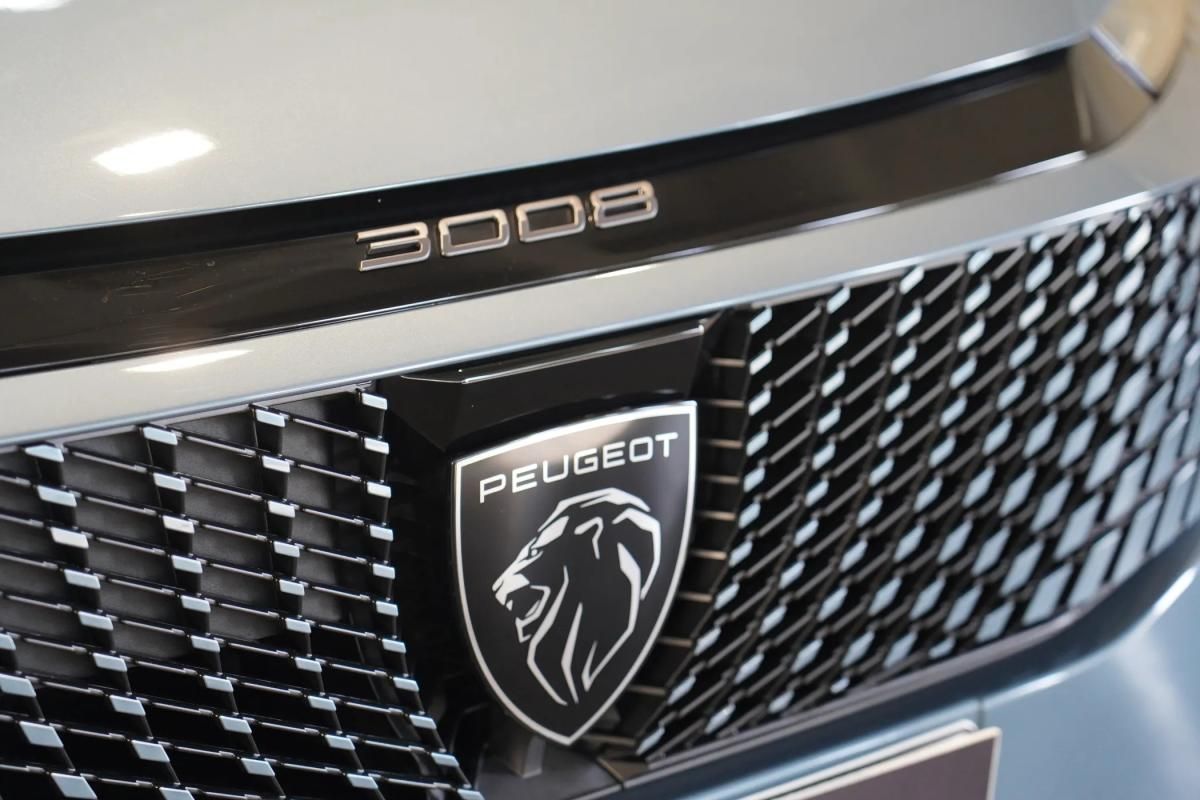 peugeot-3008-2025-hibrido-a-gasolina-1199cc