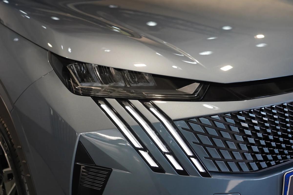 peugeot-3008-2025-hibrido-a-gasolina-1199cc