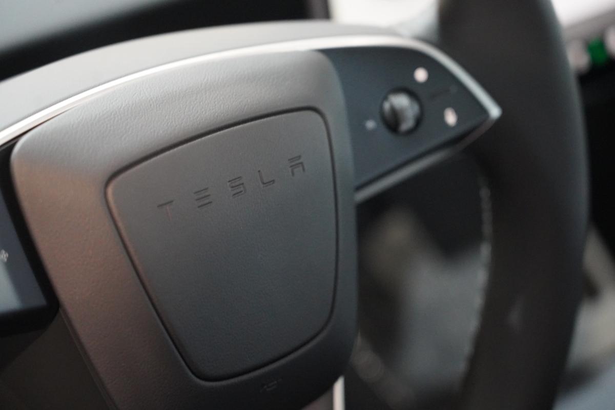 tesla-model-3-2026-eletrico-500cc