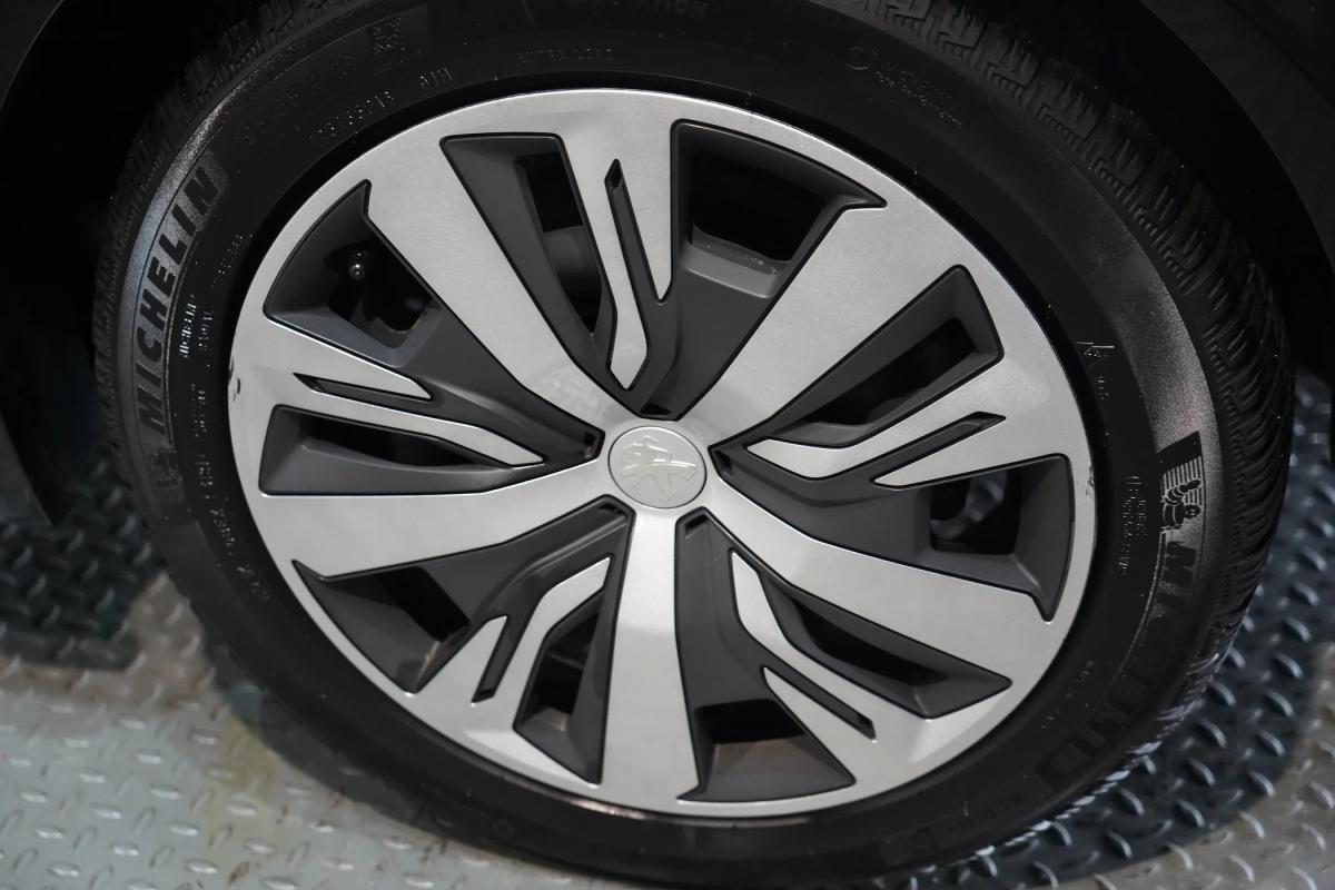peugeot-208-2020-eletrico-0cc
