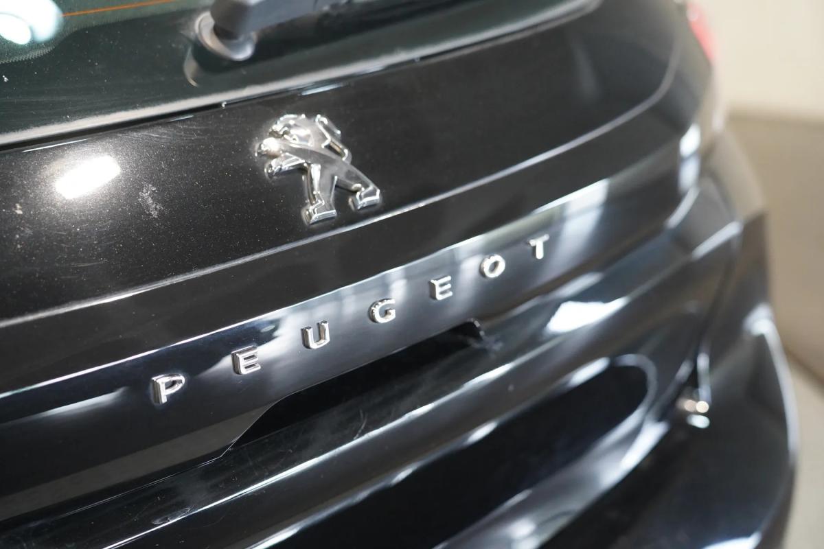 peugeot-208-2020-eletrico-0cc