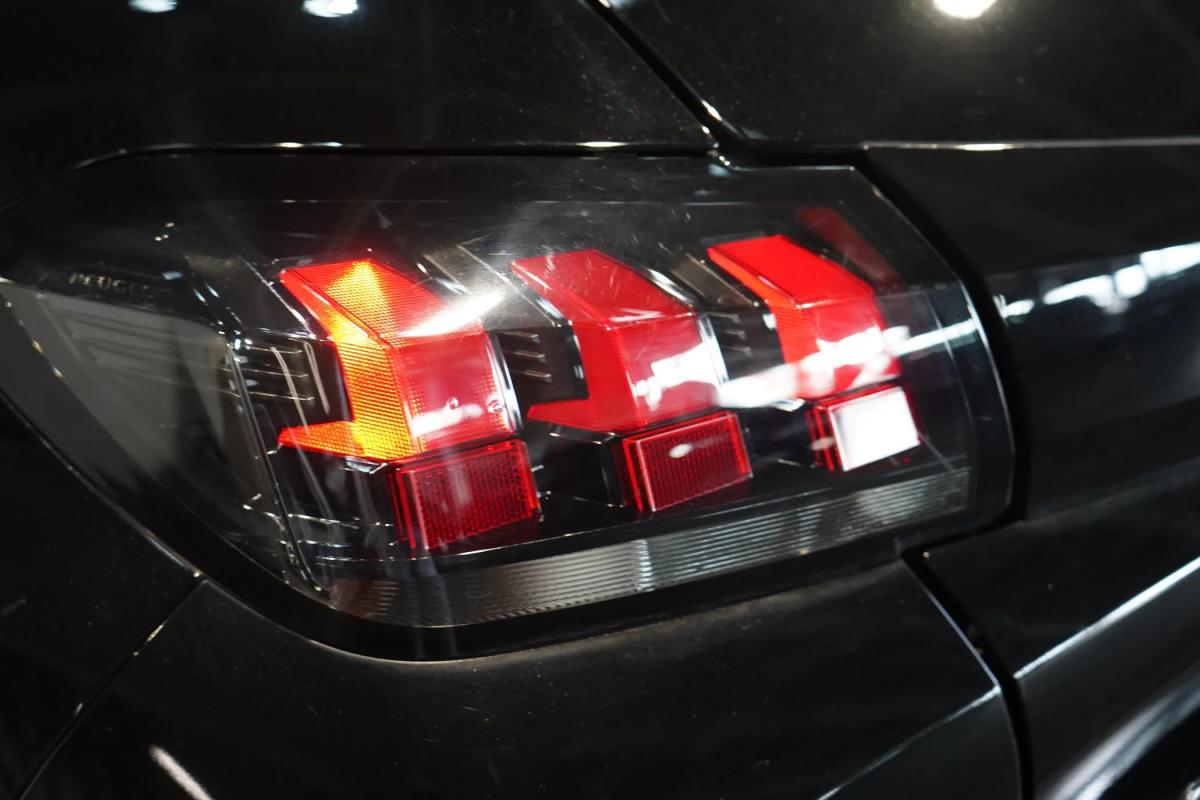 peugeot-208-2020-eletrico-0cc