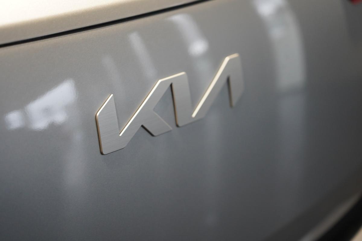 kia-stonic-2026-gasolina-998cc