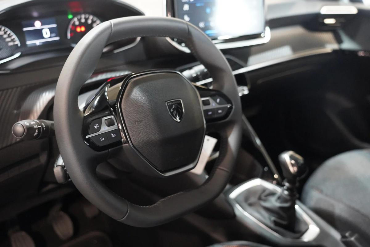 peugeot-208-2026-gasolina-1199cc
