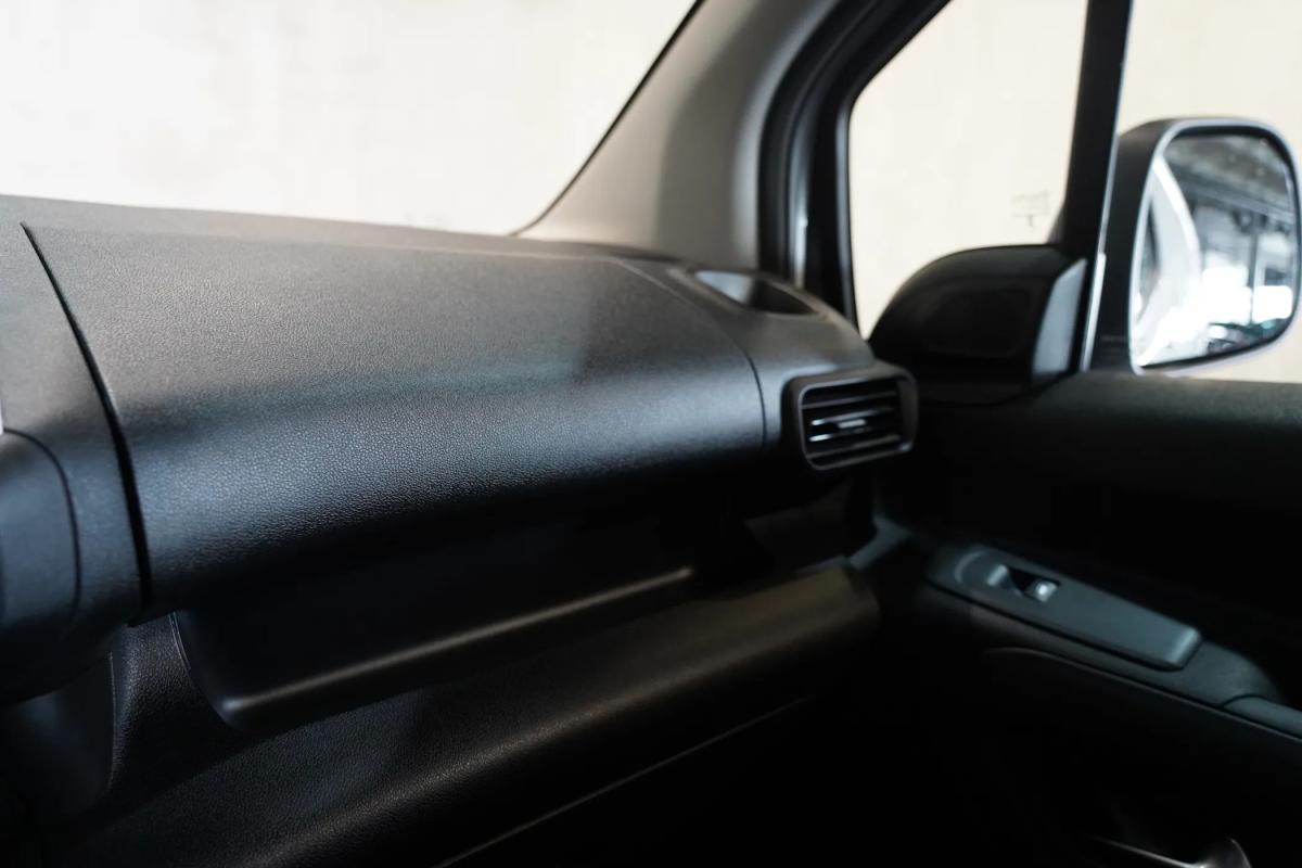 citroen-berlingo-2025-diesel-1499cc