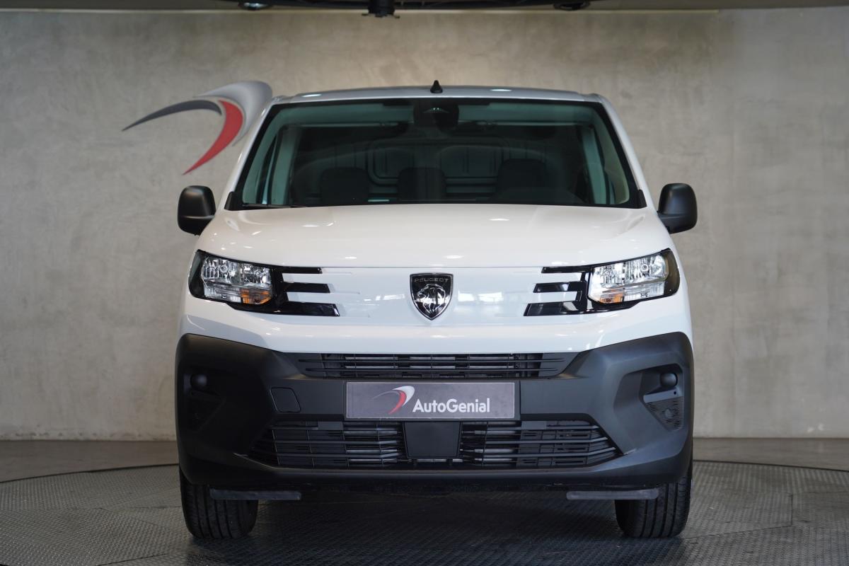 peugeot-partner-2025-diesel-1499cc