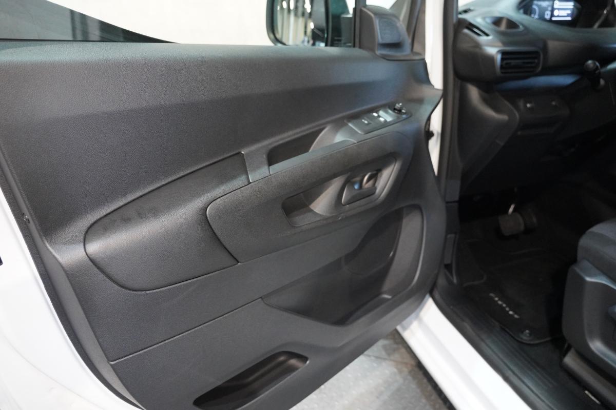 peugeot-partner-2025-diesel-1499cc