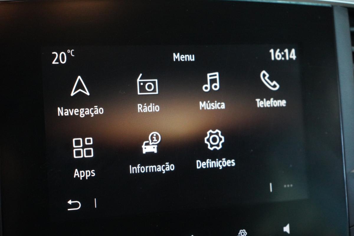 renault-megane-sport-tourer-2021-diesel-1461cc