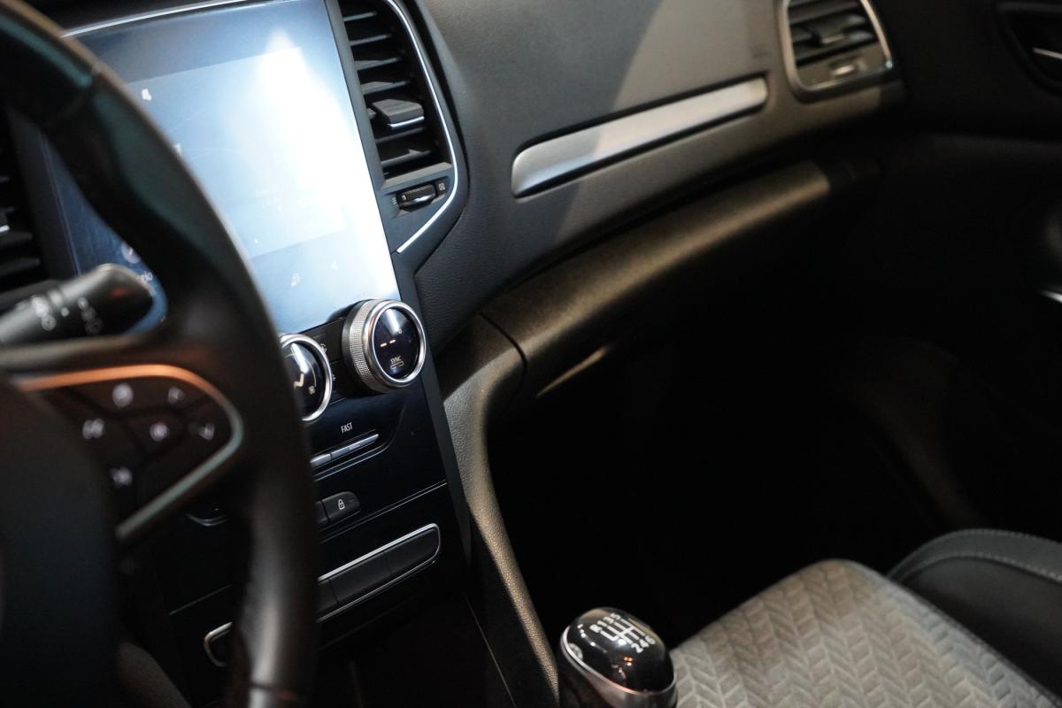 renault-megane-sport-tourer-2021-diesel-1461cc