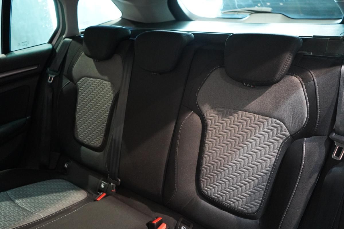 renault-megane-sport-tourer-2021-diesel-1461cc