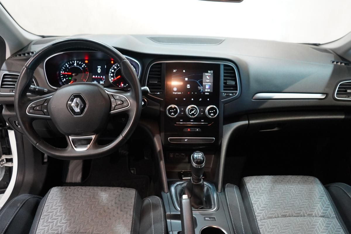 renault-megane-sport-tourer-2021-diesel-1461cc