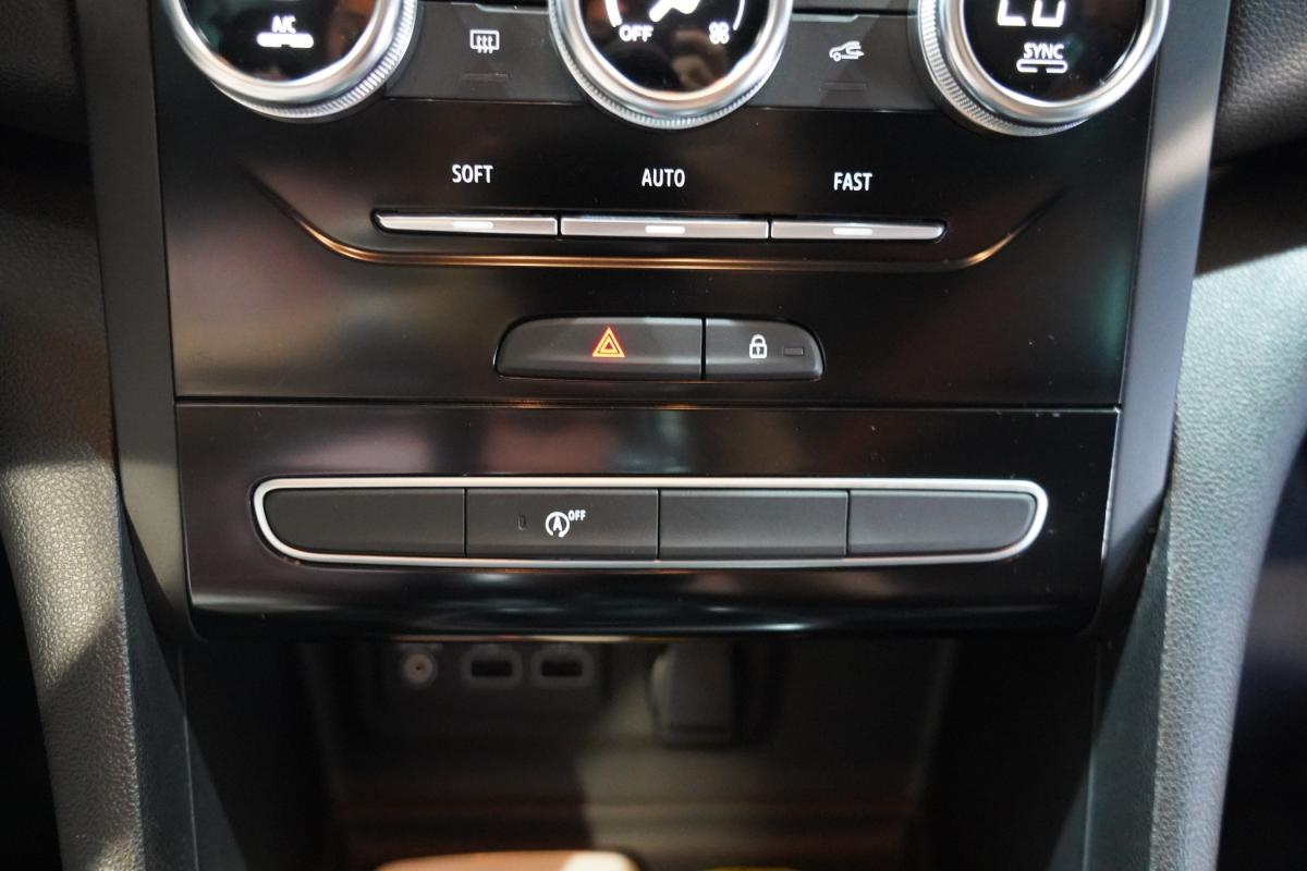 renault-megane-sport-tourer-2021-diesel-1461cc
