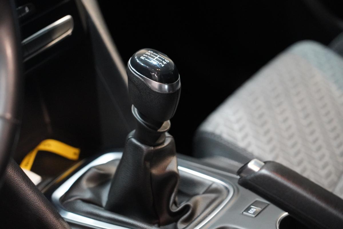 renault-megane-sport-tourer-2021-diesel-1461cc