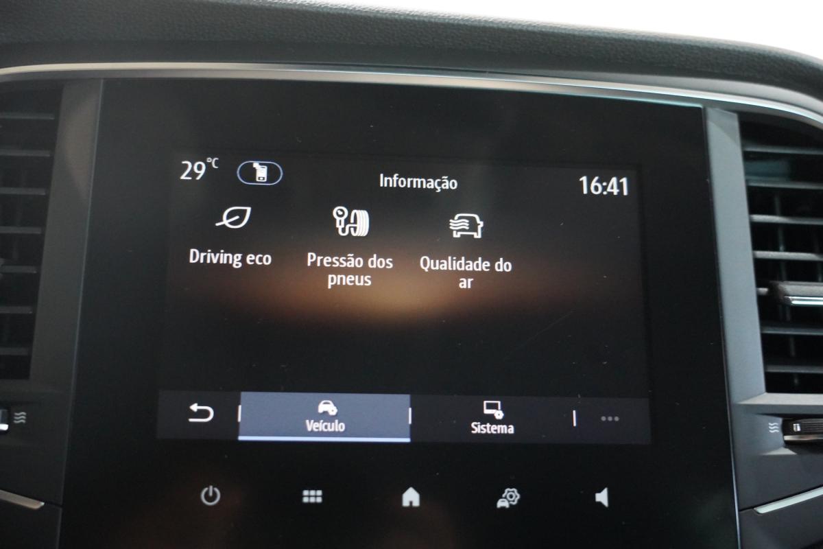 renault-megane-sport-tourer-2021-diesel-1461cc