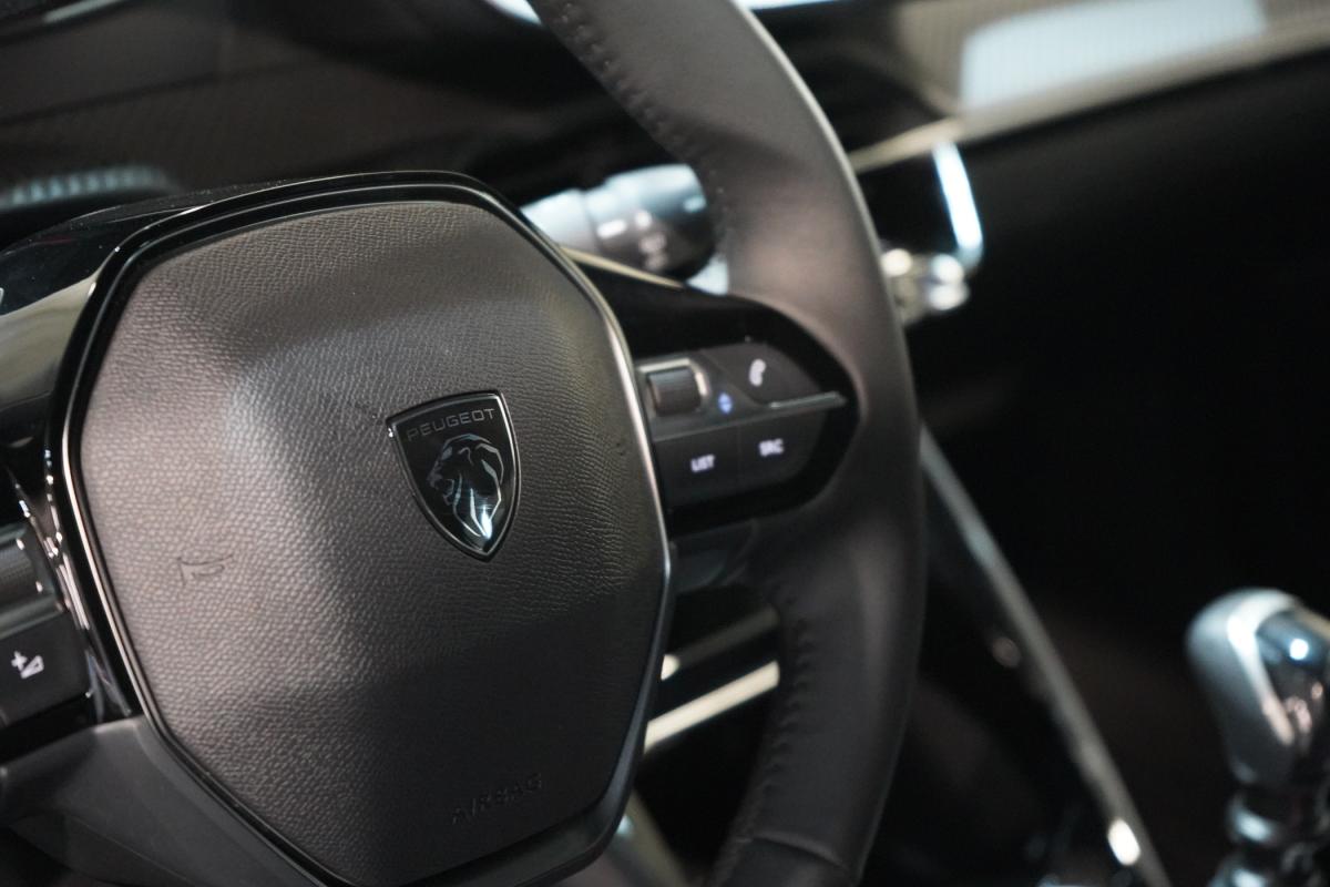 peugeot-2008-2025-gasolina-1199cc