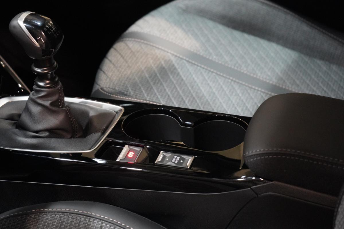 peugeot-2008-2025-gasolina-1199cc