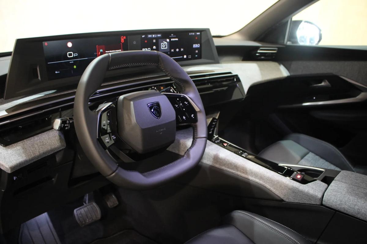 peugeot-3008-2025-hibrido-a-gasolina-1199cc