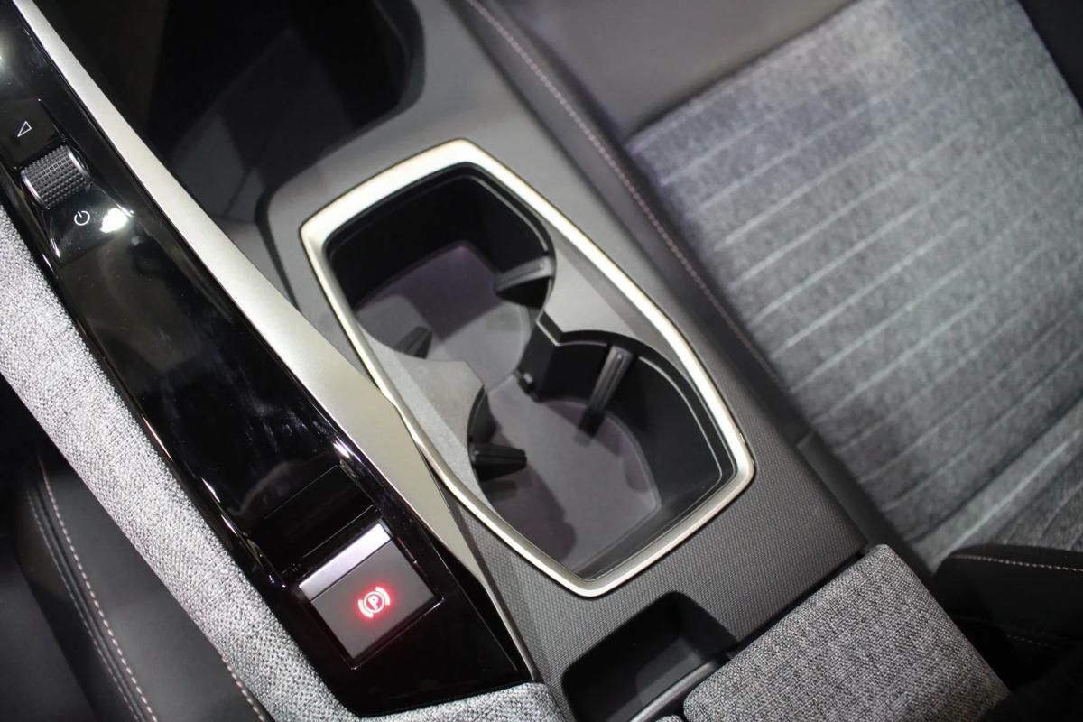 peugeot-3008-2025-hibrido-a-gasolina-1199cc