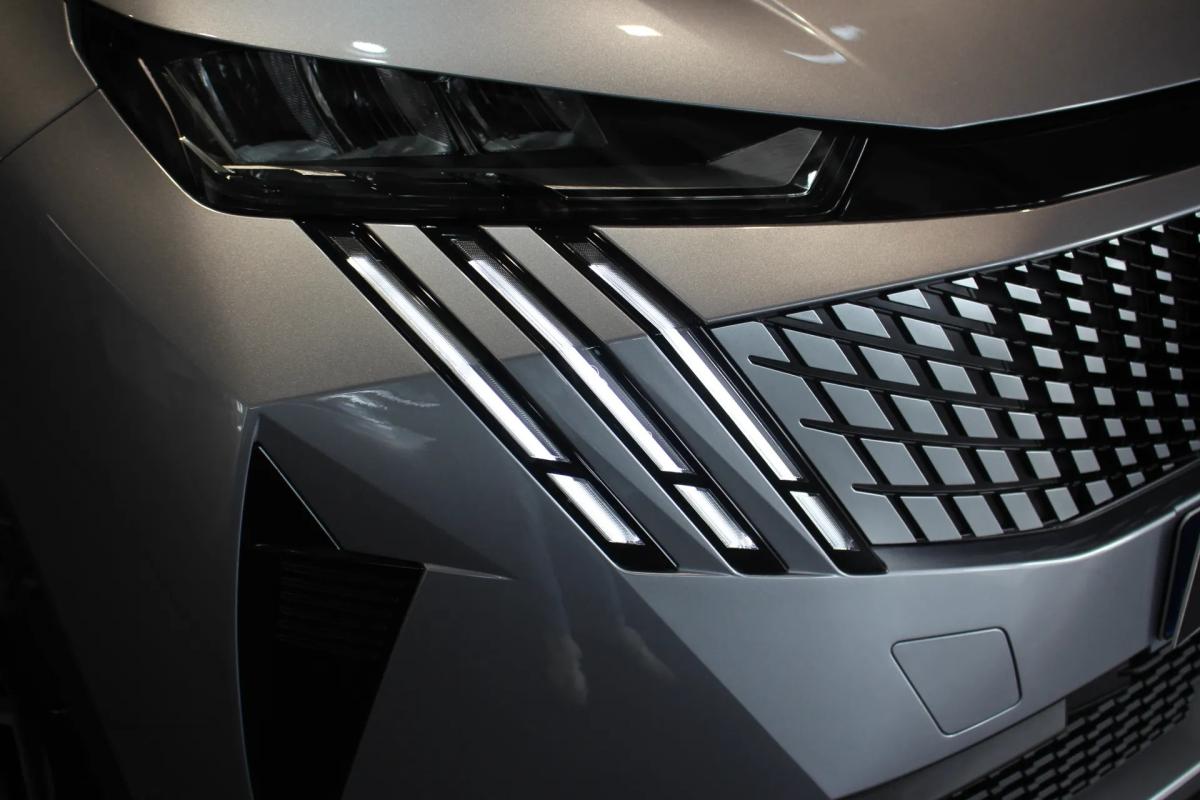peugeot-3008-2025-hibrido-a-gasolina-1199cc