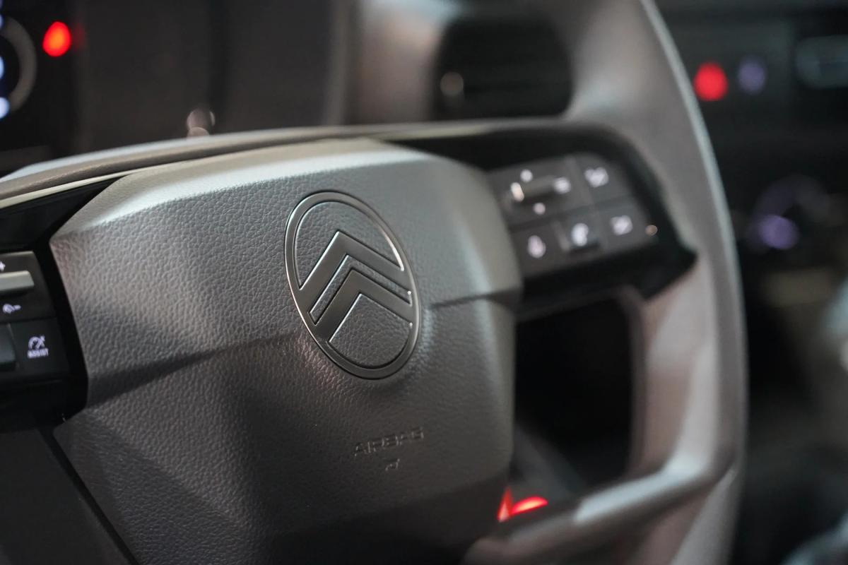 citroen-berlingo-2025-diesel-1499cc