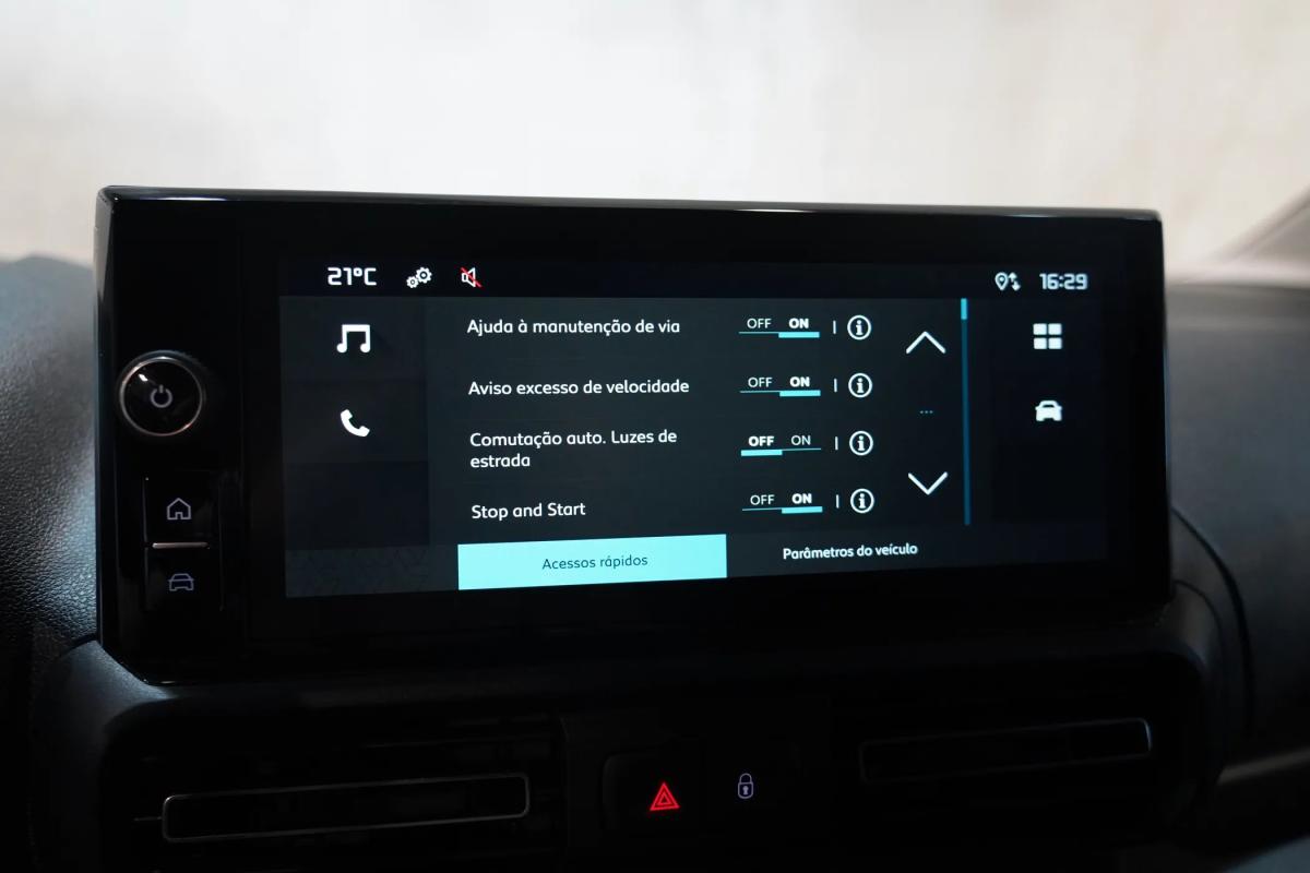citroen-berlingo-2025-diesel-1499cc