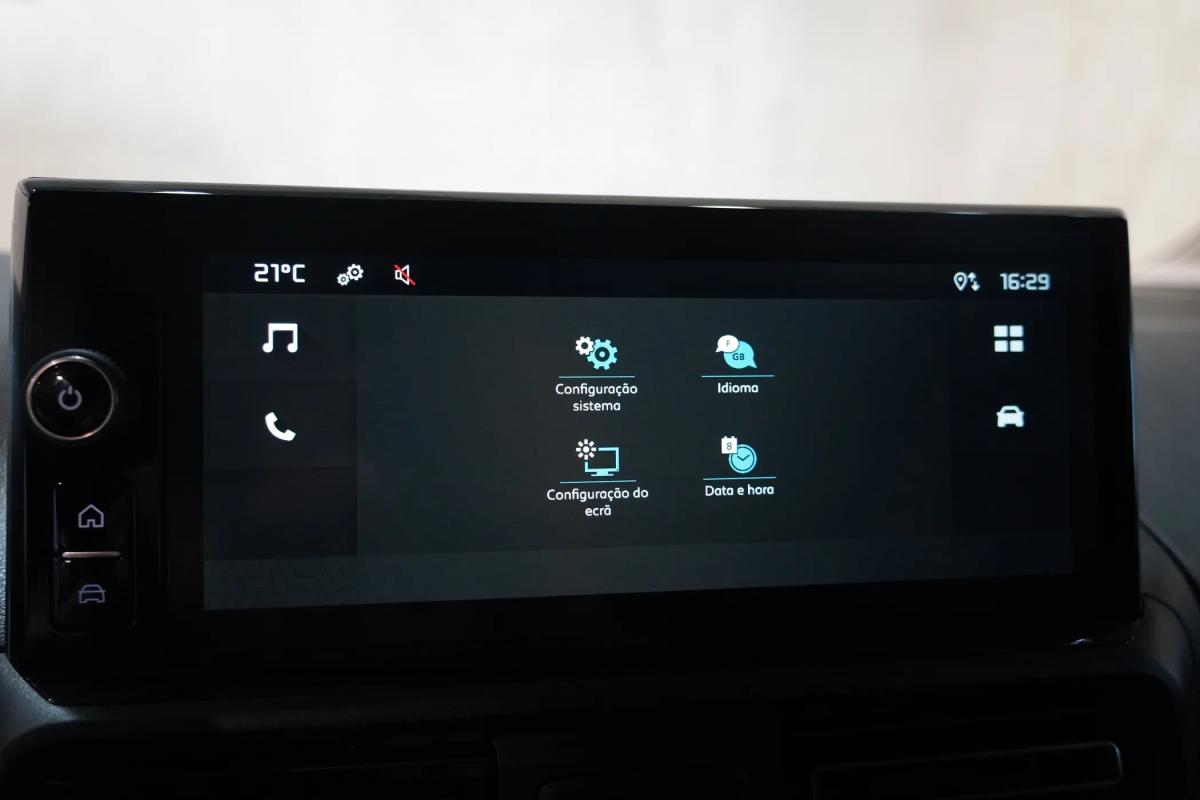citroen-berlingo-2025-diesel-1499cc