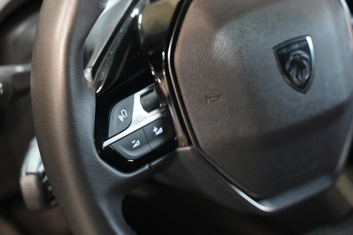 peugeot-2008-2025-hibrido-a-gasolina-1199cc