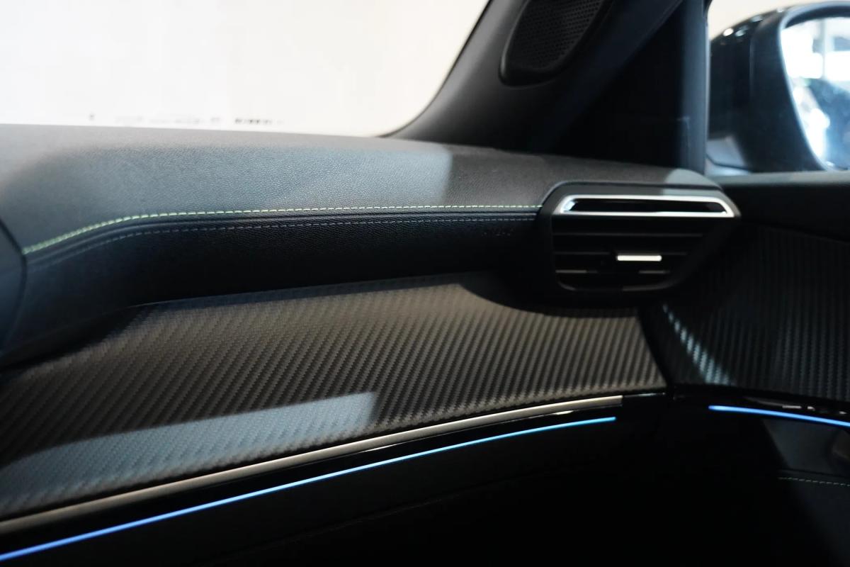 peugeot-2008-2025-eletrico-0cc