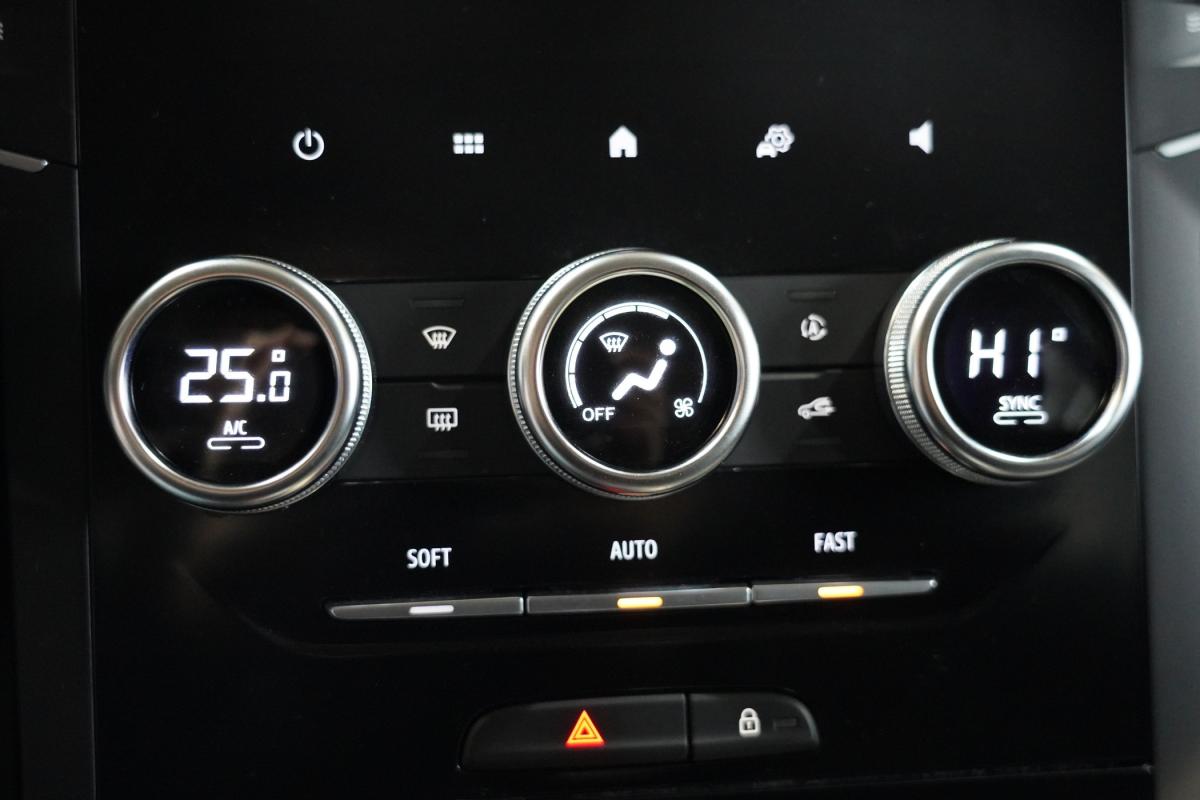 renault-megane-2023-diesel-1461cc