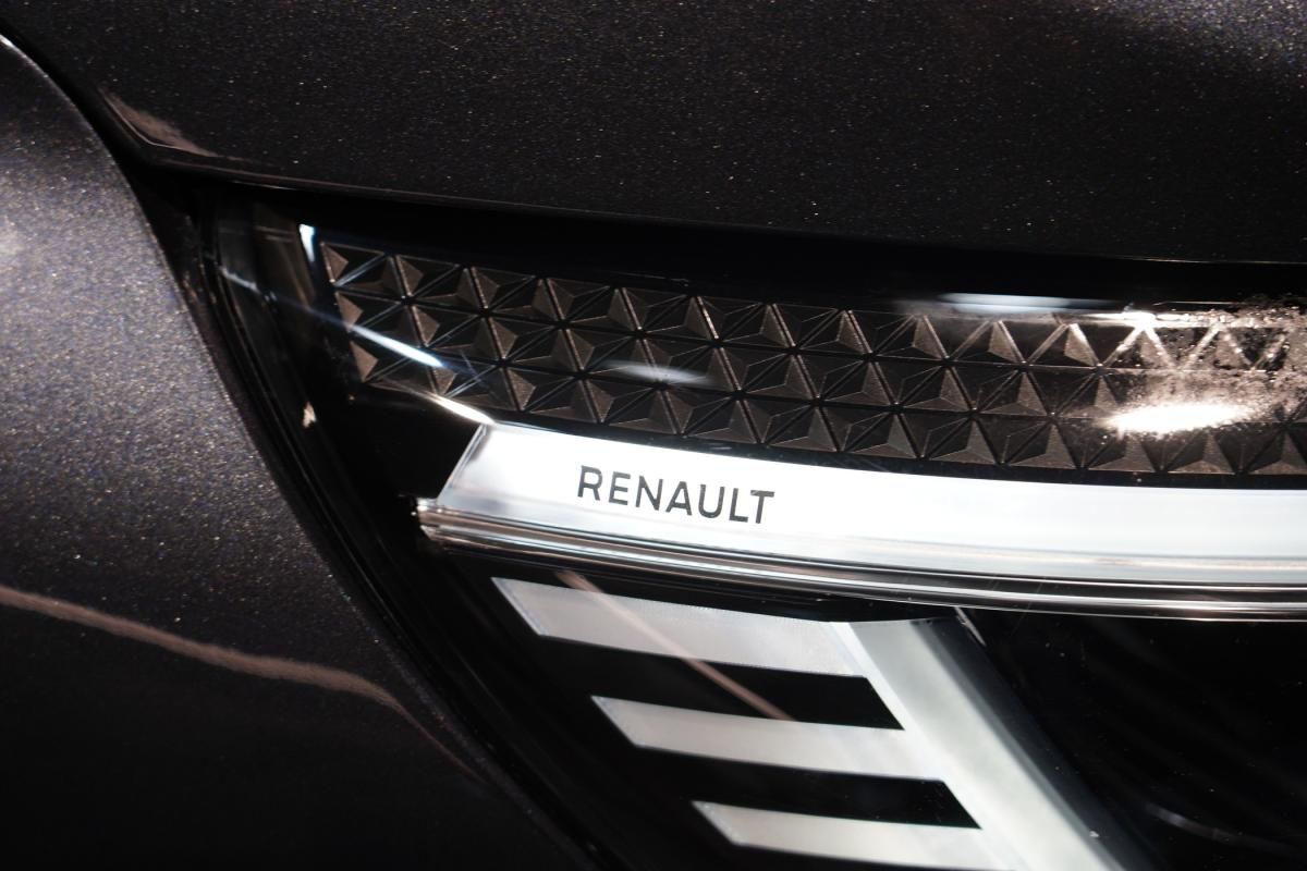 renault-megane-2023-diesel-1461cc