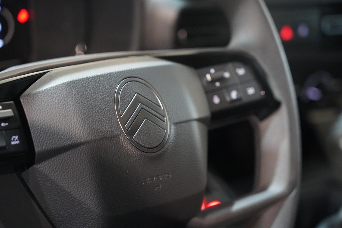 citroen-berlingo-2025-diesel-1499cc