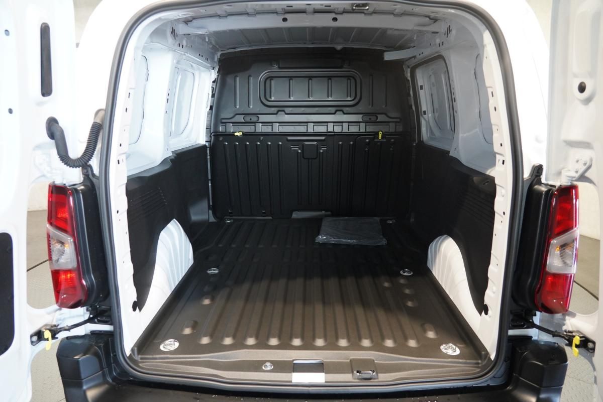 citroen-berlingo-2025-diesel-1499cc
