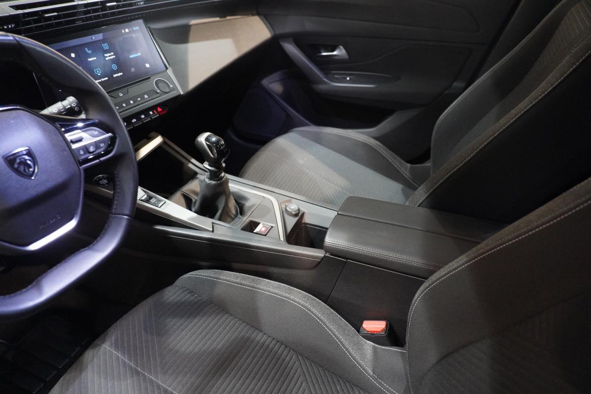peugeot-308-sw-2024-gasolina-1199cc