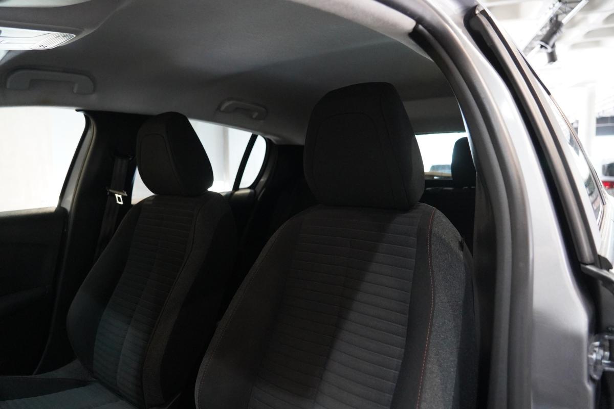 peugeot-208-2022-gasolina-1199cc