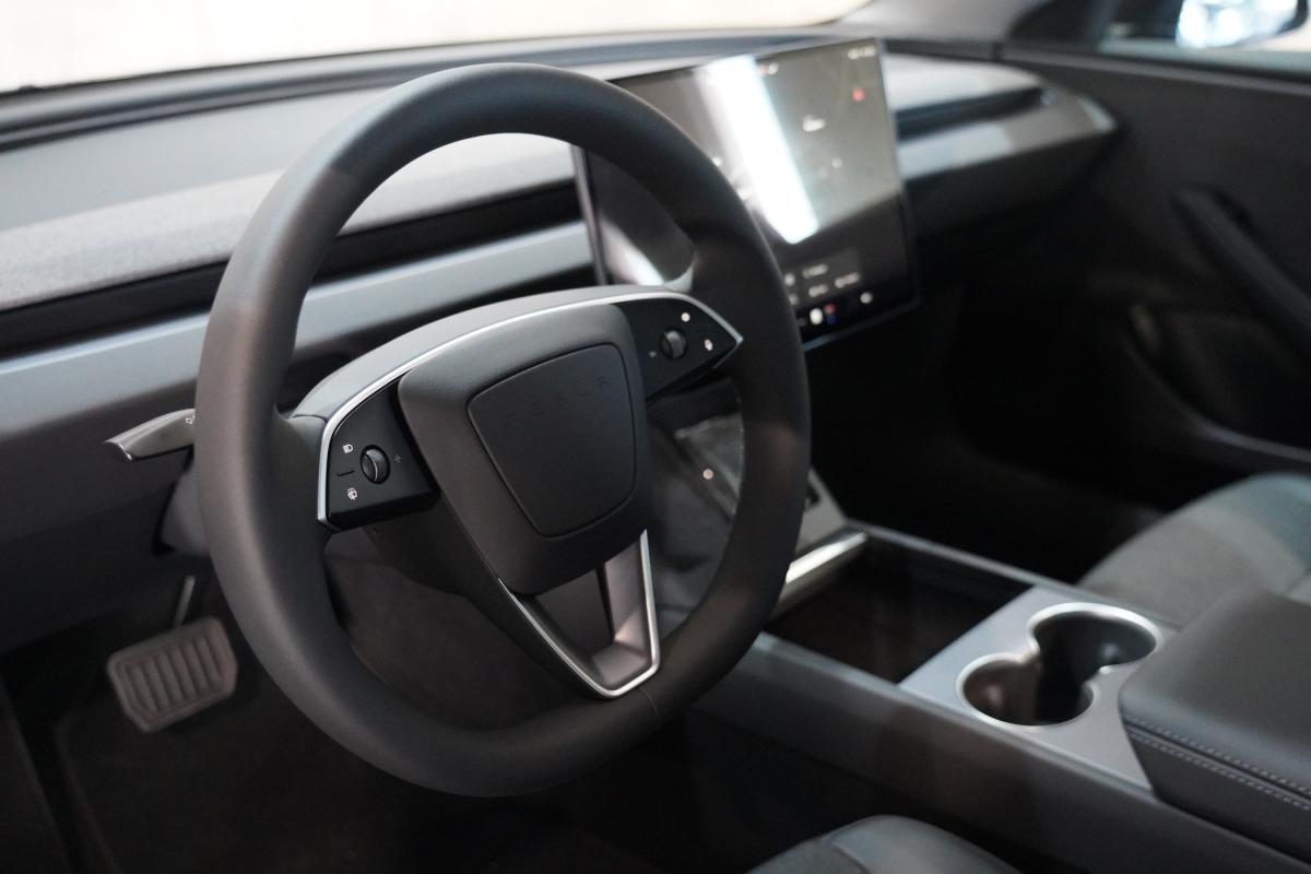 tesla-model-3-2026-eletrico-500cc