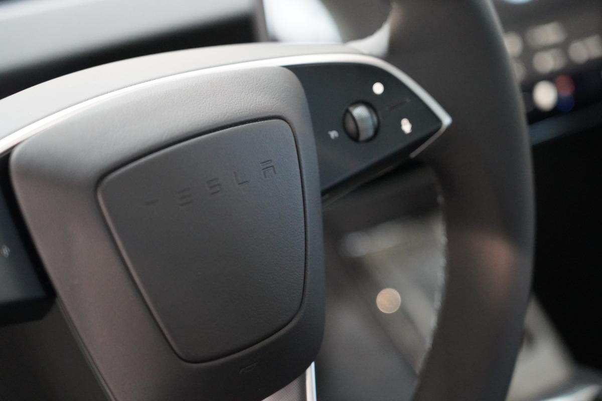 tesla-model-3-2026-eletrico-500cc