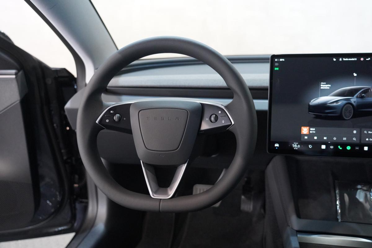 tesla-model-3-2026-eletrico-500cc