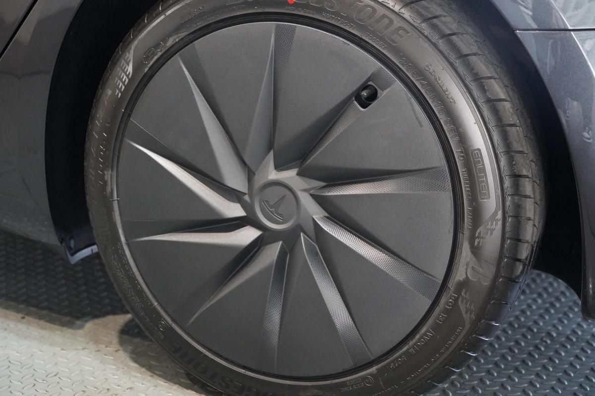 tesla-model-3-2026-eletrico-500cc