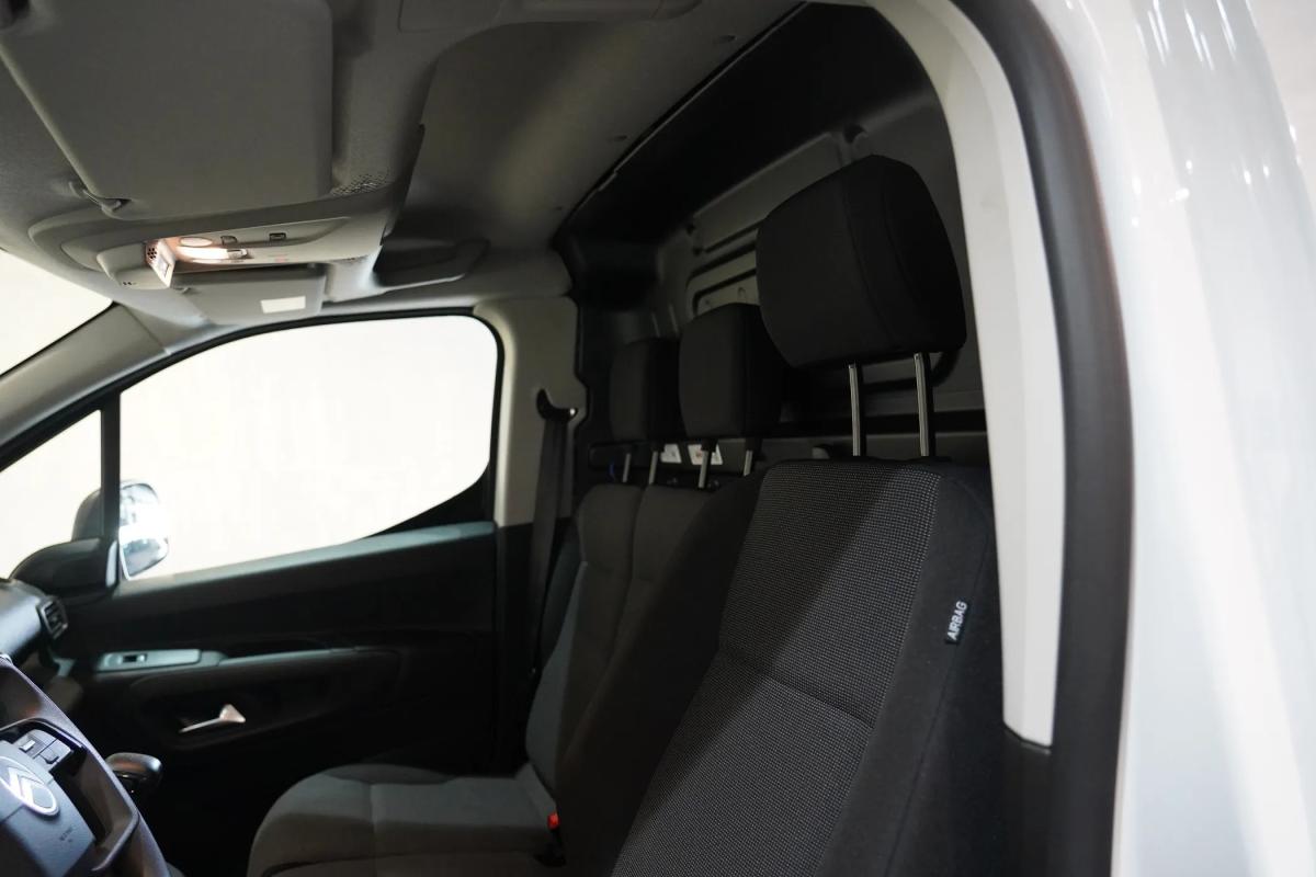 citroen-berlingo-2025-diesel-1499cc