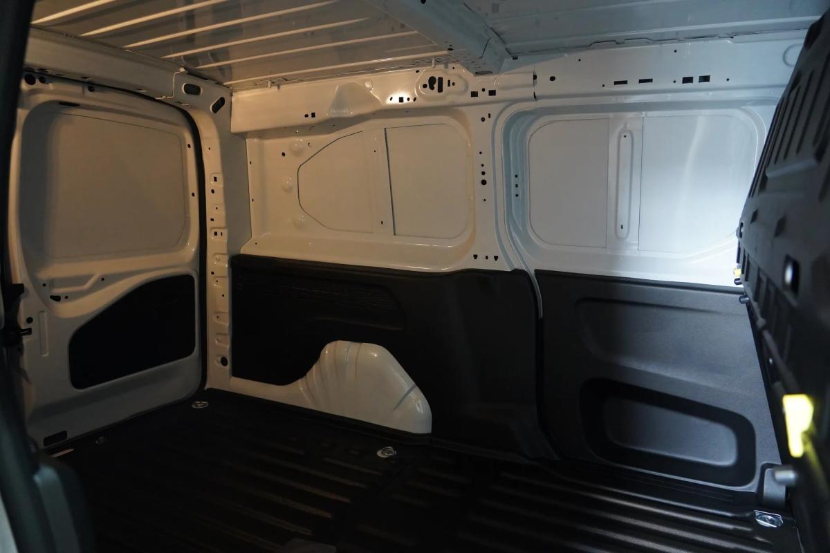 citroen-berlingo-2025-diesel-1499cc