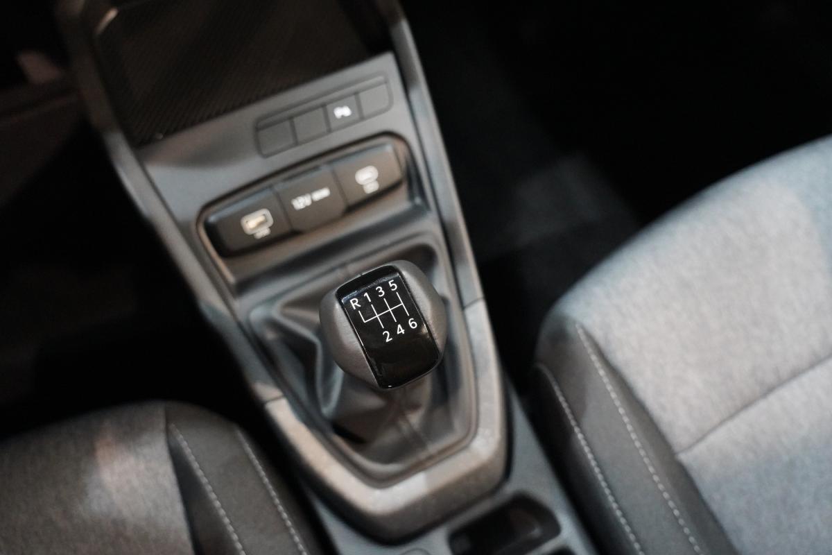 kia-stonic-2026-gasolina-998cc