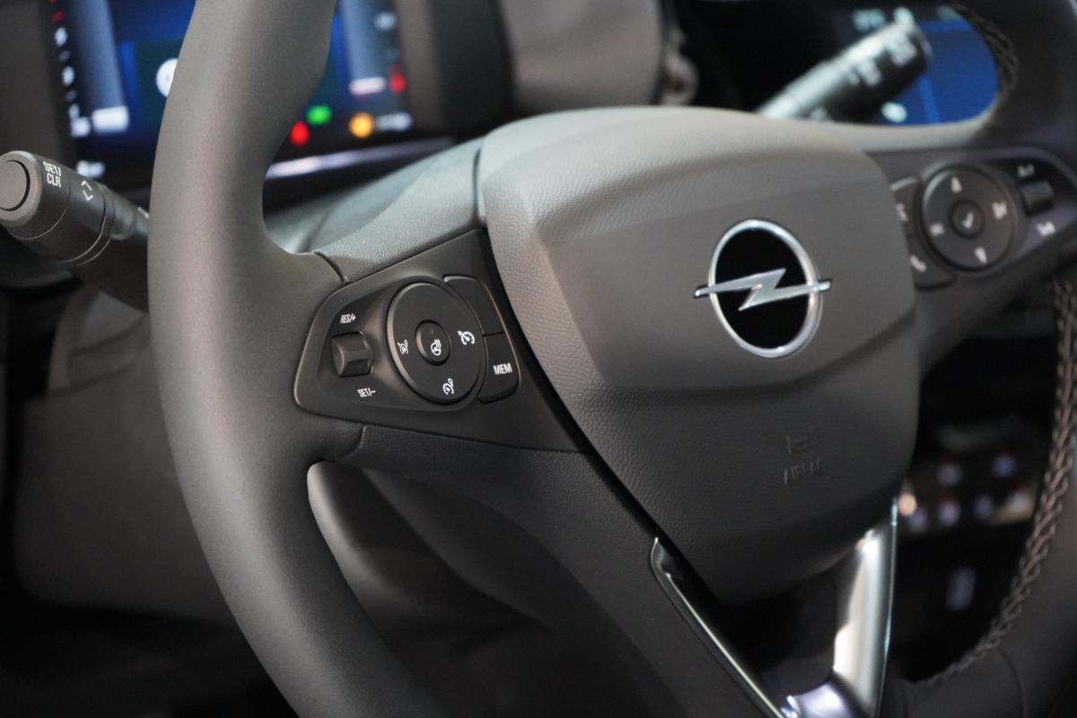 opel-corsa-2026-gasolina-1199cc