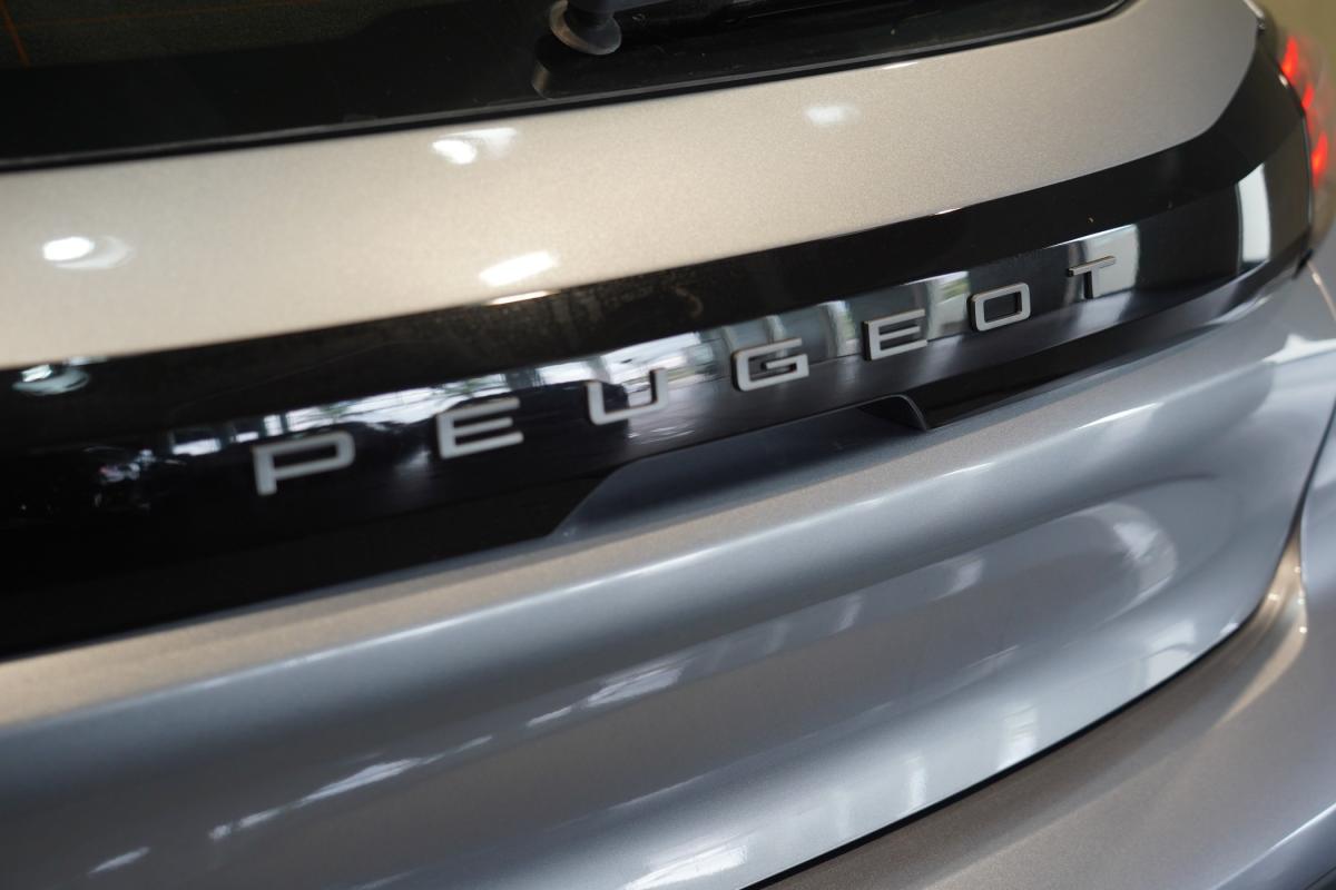 peugeot-208-2025-gasolina-1199cc