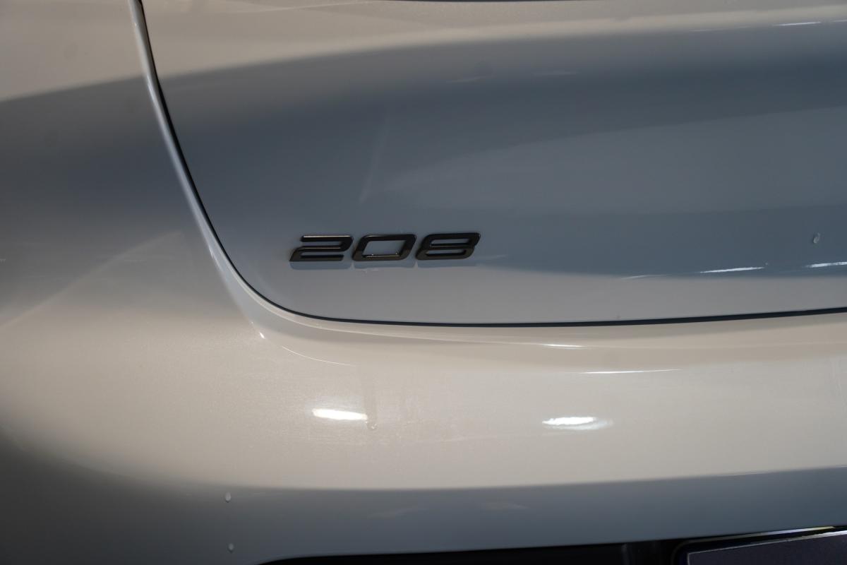 peugeot-208-2025-gasolina-1199cc